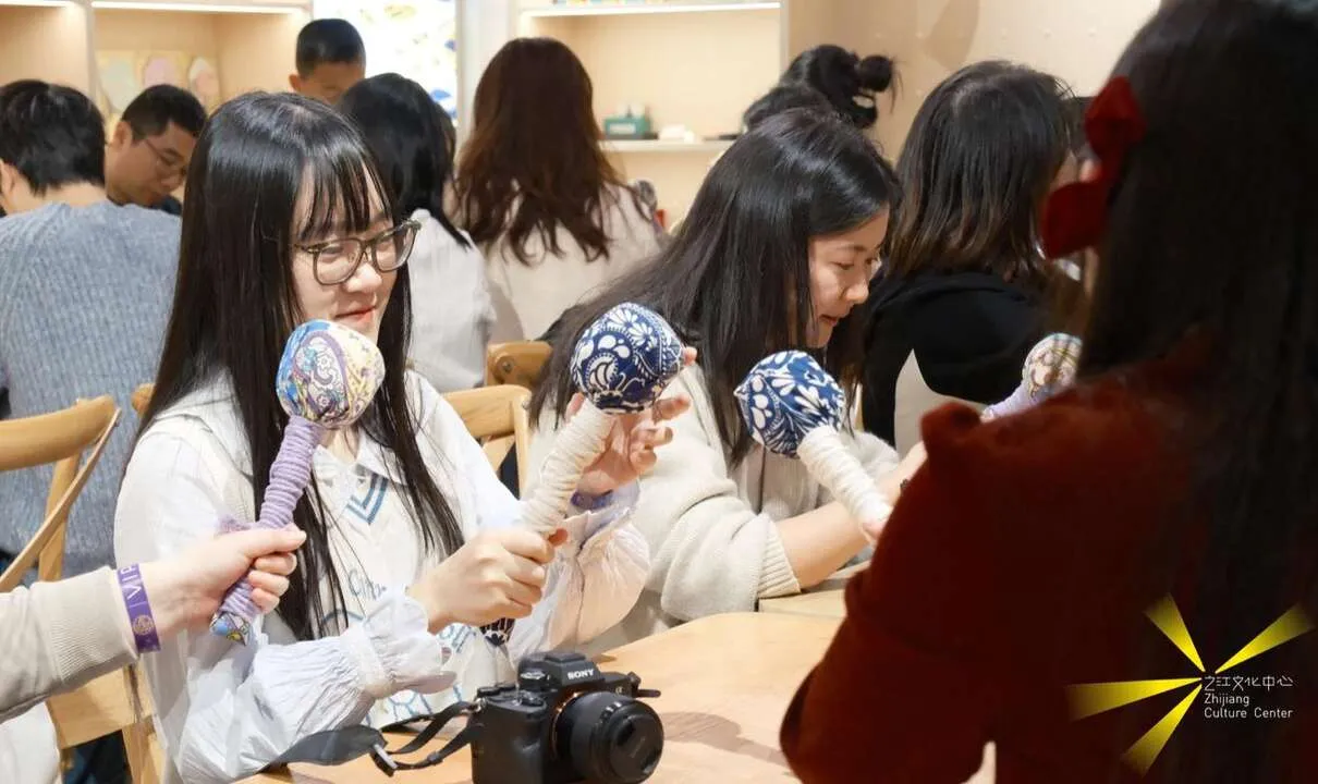 脆皮打工人养生局 4